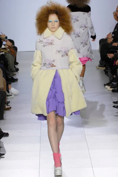Look 7